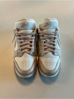 Nike Sneakers in White and Beige